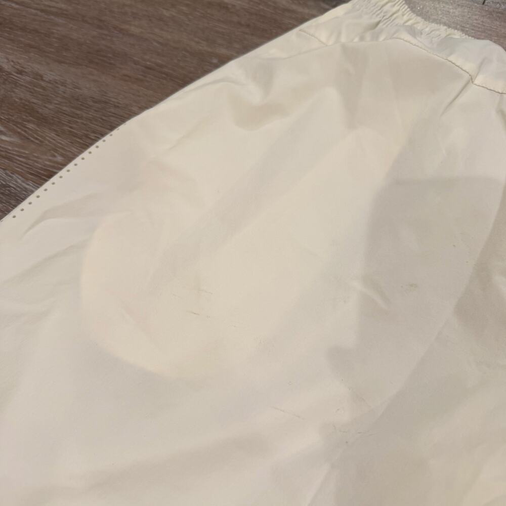 Nike Beverly Hill Tennis White Shorts Size Large - Picture 5 of 5